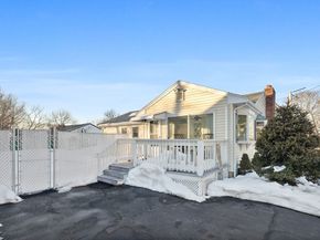 13 Ralph Road, Peabody MA 01960