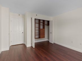 8 Museum Way 827, Cambridge MA 02141