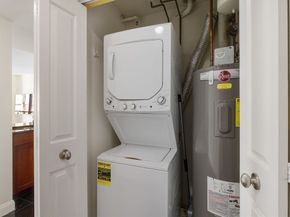 8 Museum Way 827, Cambridge MA 02141