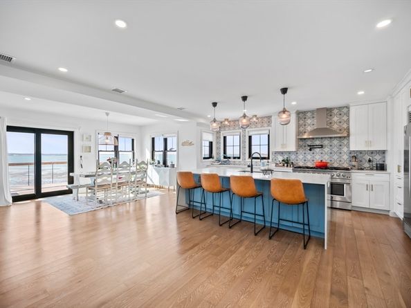 6 Nut Island Ave, Quincy MA 02169