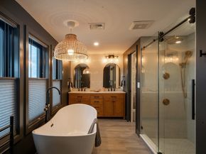 6 Nut Island Ave, Quincy MA 02169