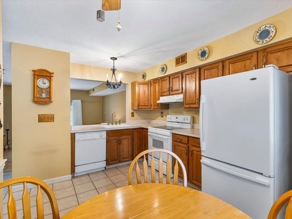 1272 Washington Street G, Weymouth MA 02189