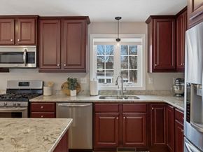 41 Glenvale Ave, Billerica MA 01821