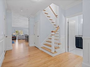 6 Chickadee Way 23, Upton MA 01568