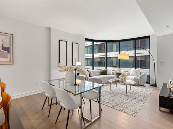 55 Lagrange St 1901, Boston MA 02116