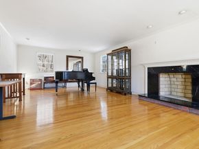 88 Patricia Dr, Milton MA 02186