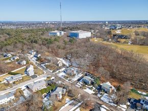 88 Patricia Dr, Milton MA 02186