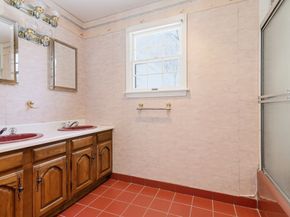 88 Patricia Dr, Milton MA 02186