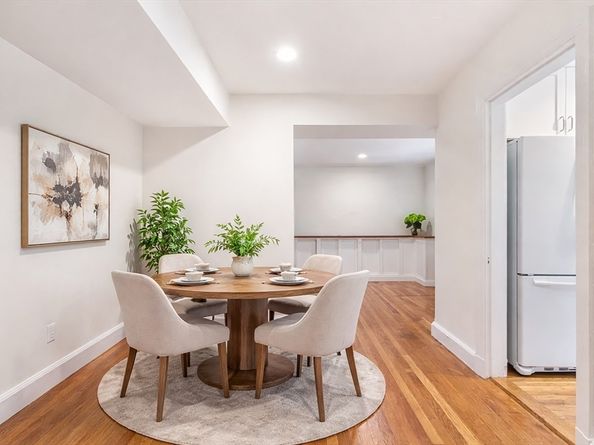 549 Centre St 2, Newton MA 02458