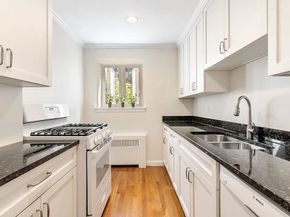 549 Centre St 2, Newton MA 02458