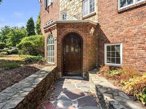 549 Centre St 2, Newton MA 02458