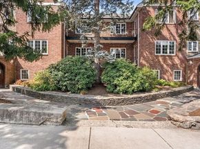 549 Centre St 2, Newton MA 02458