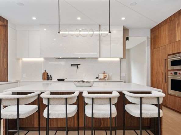 25 Lovett Road, Newton MA 02459