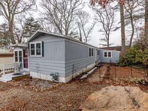 5 Timber Lane, Wareham MA 02576