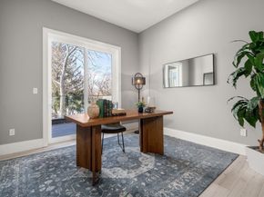 24 Wilson Cir 24, Newton MA 02461