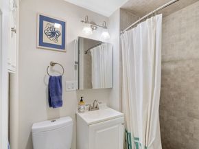37 Grove St 2, Boston MA 02114