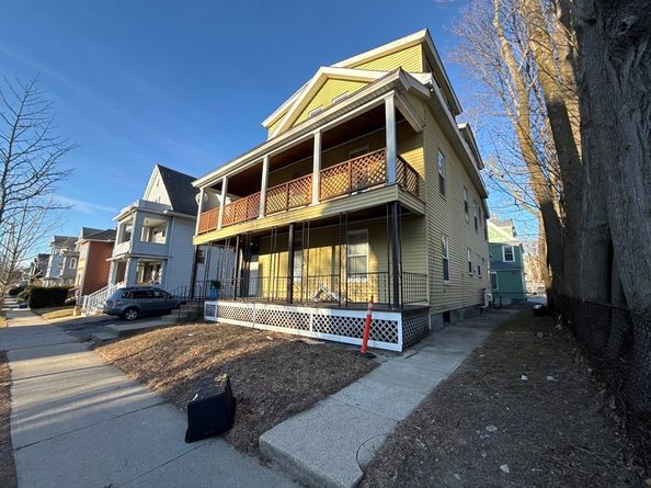 172-176 Russell St, Worcester MA 01609