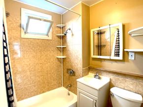 194 Boylston St, Boston MA 02130