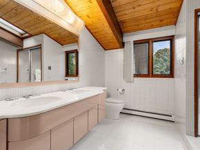 133 Oak Hill St, Newton MA 02459