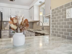 66 Buttonwood Avenue, Sutton MA 01590