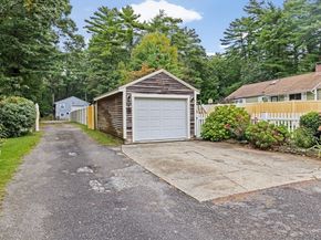 72 Precinct Street, Lakeville MA 02347