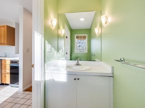 100 Anderer Ln 2, Boston MA 02132