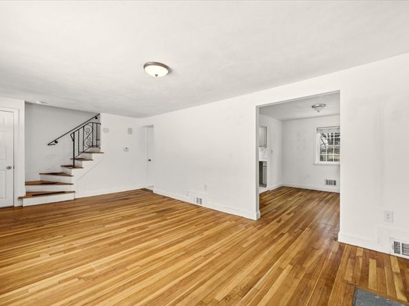 1 Beechmont Ter, Boston MA 02136