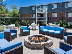 145 Essex Avenue 402, Gloucester MA 01930