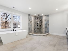 23 County Rd, Burlington MA 01803