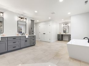 23 County Rd, Burlington MA 01803