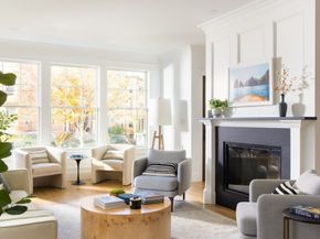 85 Naples Rd 1, Brookline MA 02446