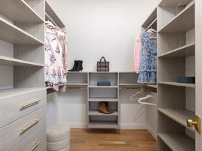 85 Naples Rd 1, Brookline MA 02446