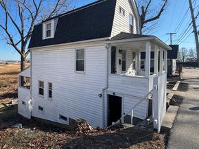 36 Palmer St, Quincy MA 02169