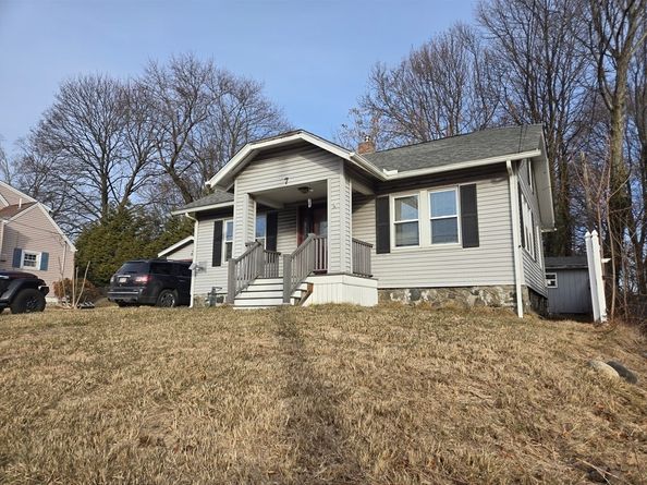 7 Canal St, Millbury MA 01527