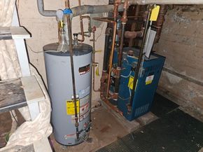 126 Lakehurst Ave, Weymouth MA 02189