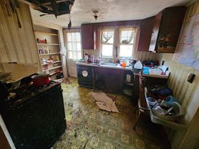 126 Lakehurst Ave, Weymouth MA 02189