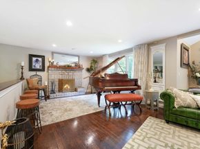 50 Elm St, Plympton MA 02367