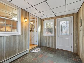 46 Woodruff Road, Clinton MA 01510