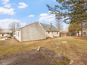 46 Woodruff Road, Clinton MA 01510