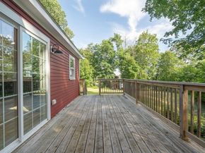 18 Chestnut Hill Rd, Millville MA 01529