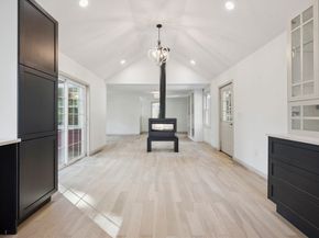 18 Chestnut Hill Rd, Millville MA 01529