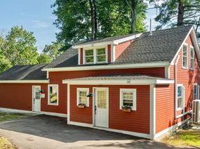 18 Chestnut Hill Rd, Millville MA 01529