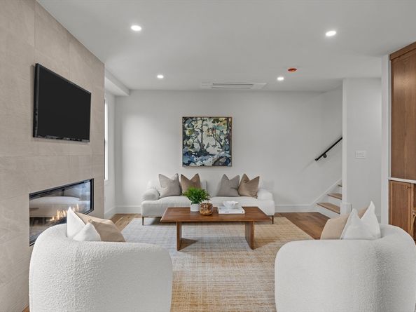 27-29 Dartmouth St 1, Arlington MA 02474