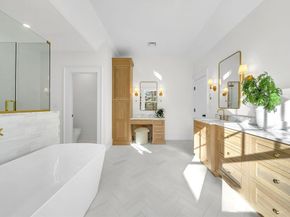 222 Grove St, Wellesley MA 02482