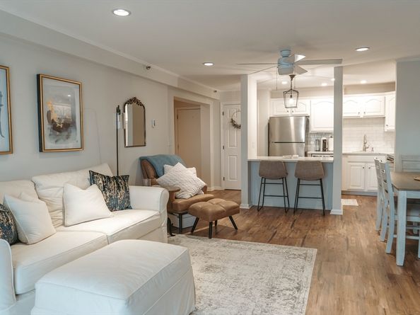 12 Summit Ave 4, Beverly MA 01915