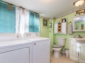 21 Bayview St, Wareham MA 02571