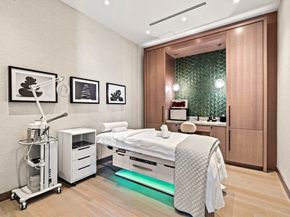 682 Atlantic Ave 49H, Boston MA 02111