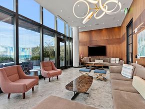 682 Atlantic Ave 49H, Boston MA 02111