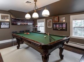 394 Hammond St, Newton MA 02467