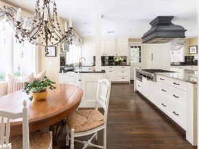 394 Hammond St, Newton MA 02467